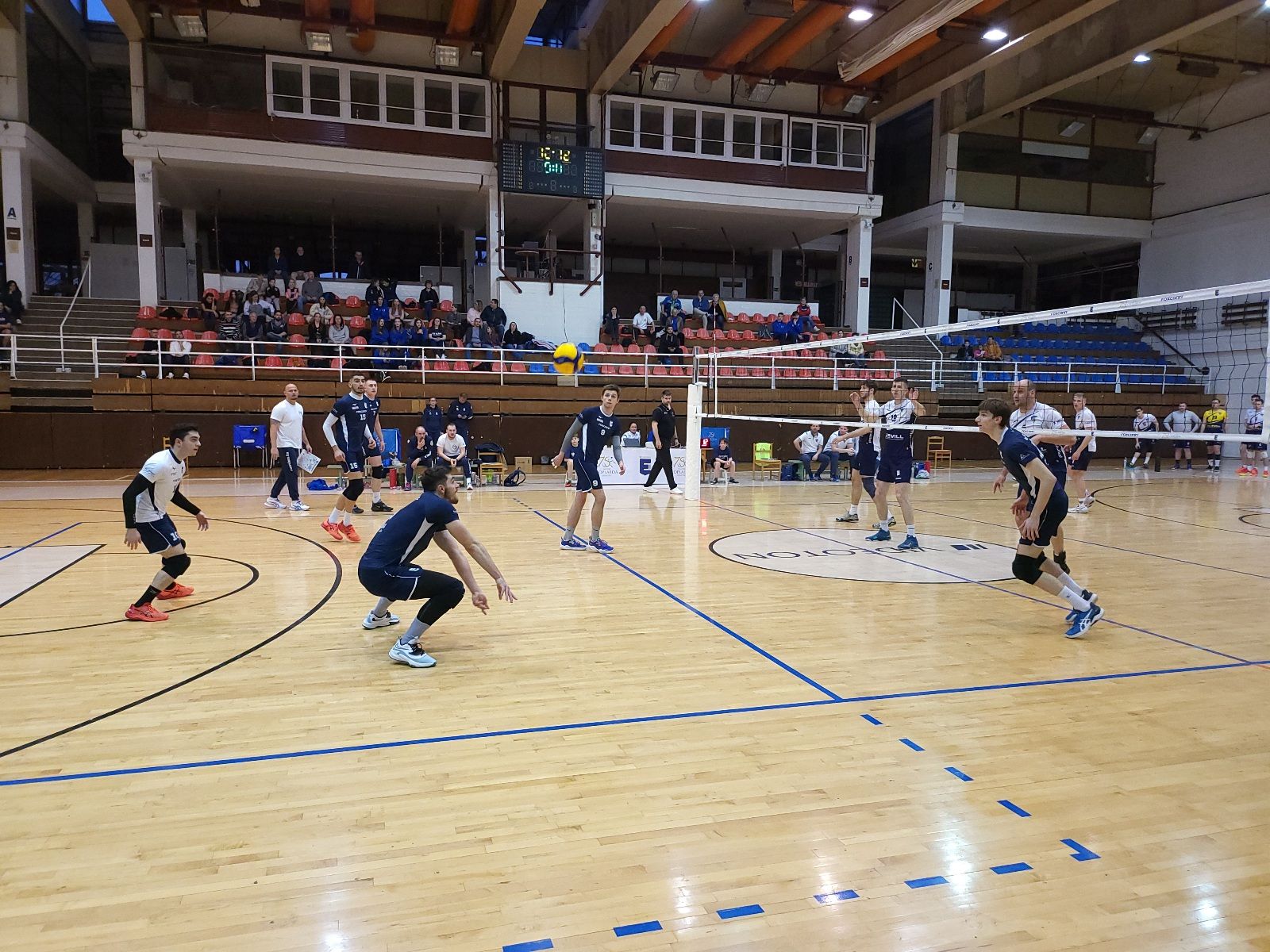 Röplabda - Drámai fordítás után győzelem Szegeden!